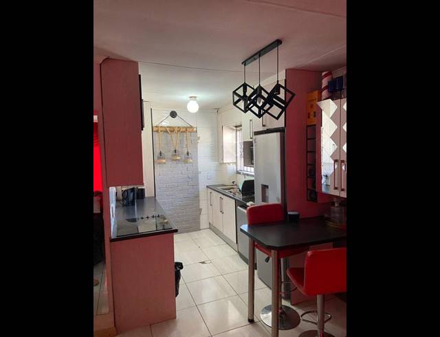 3 BEDROOM PROPERTY TO RENT IN BLUE HILLS COUNTRY ESTATE